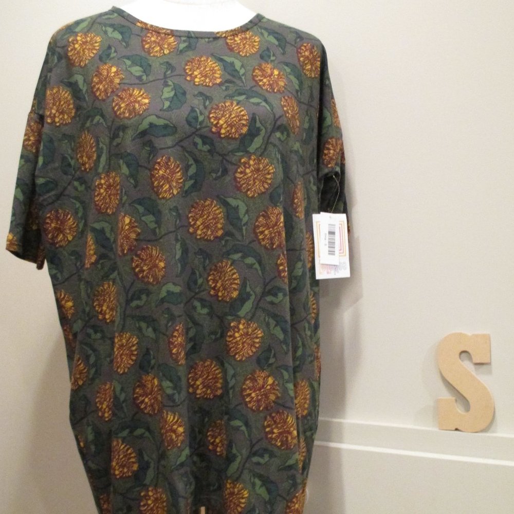 NWT LuLaRoe Irma tunic, S